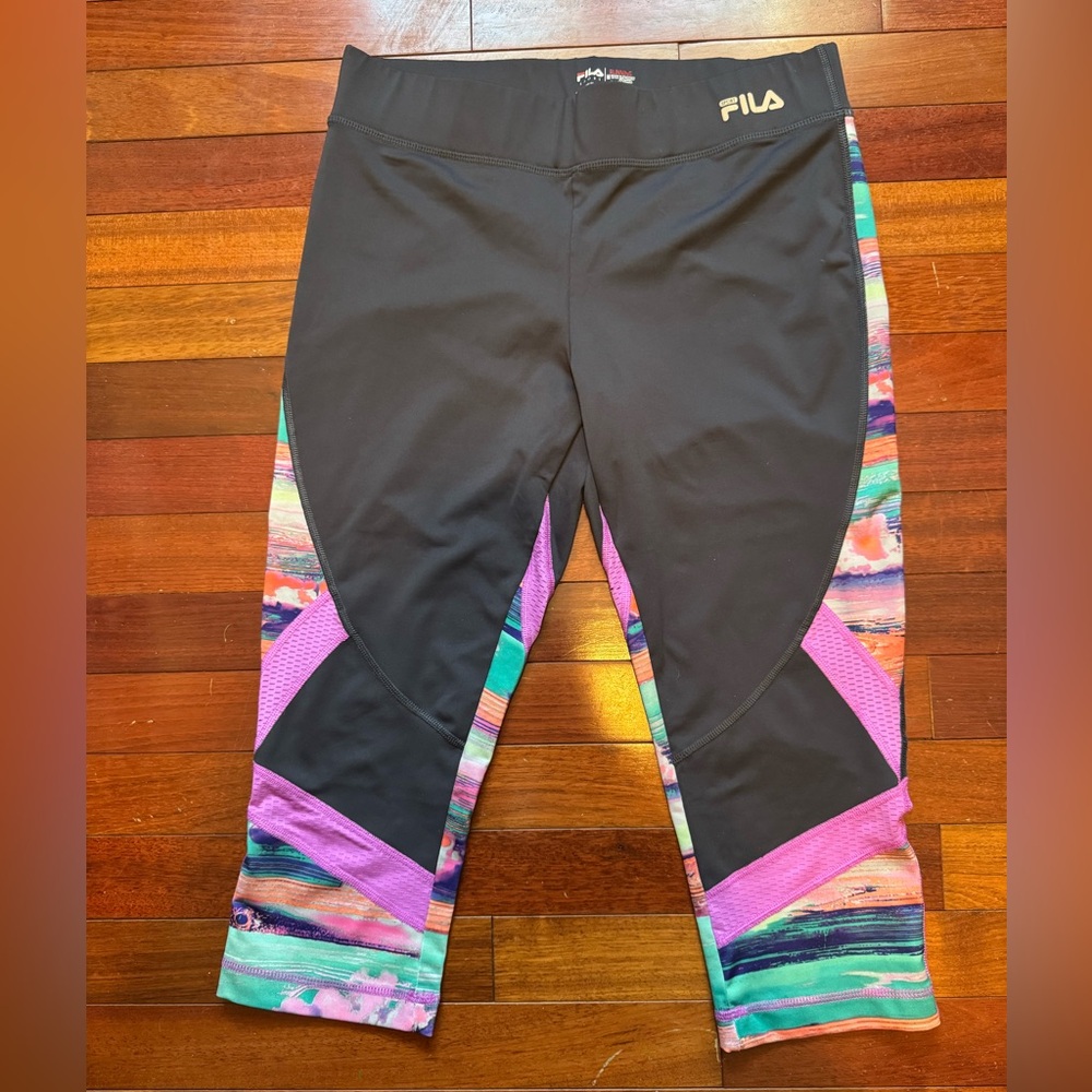 Fila Women Colorful Running Capri Leggings